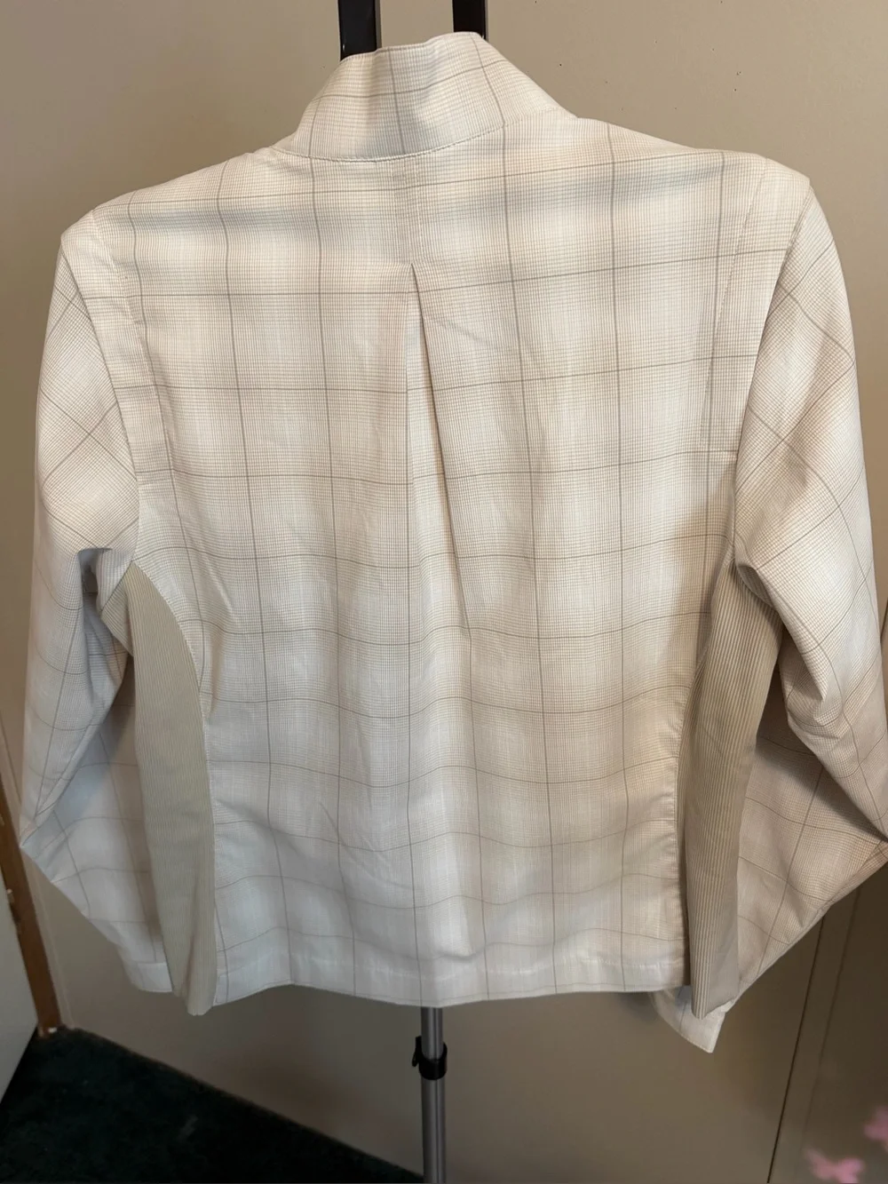 Women’s Nike Golf Fit Dry Plaid Full-Zip Jacket Windbreaker